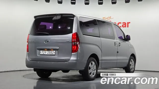 Hyundai Starex 2015 thumb 11