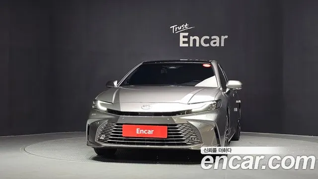 Toyota Camry 2025 thumb 7