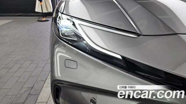 Toyota Camry 2025 thumb 6
