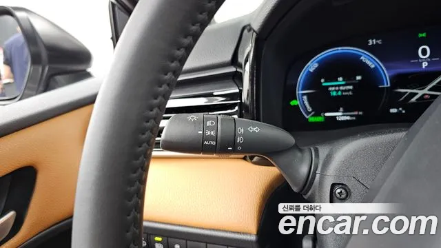 Toyota Camry 2025 thumb 10