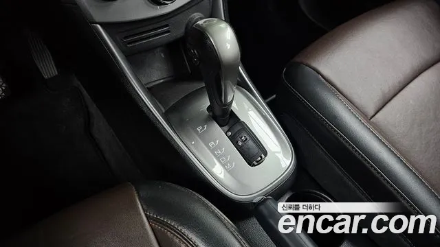 Chevrolet Tracker 2014 thumb 11