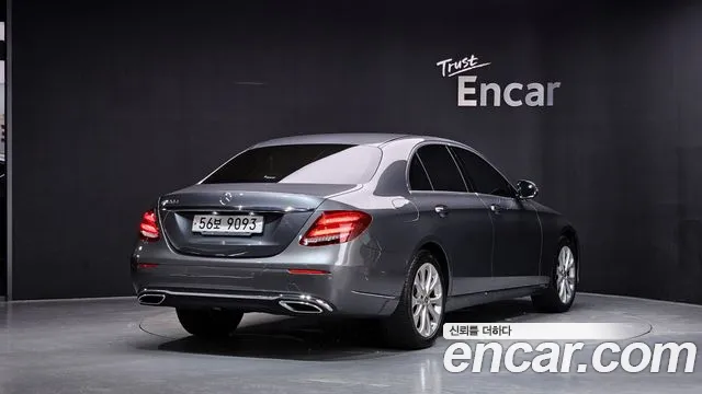 Mercedes-Benz E-Класс 2019 thumb 6