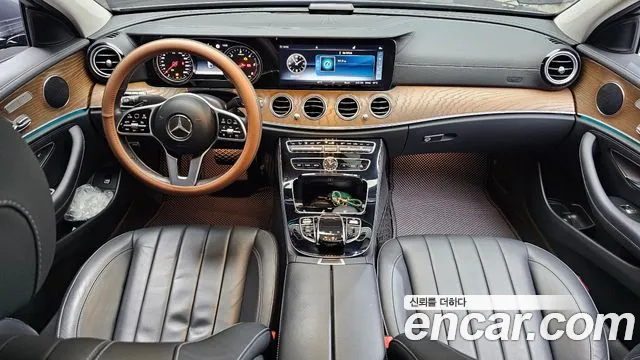 Mercedes-Benz E-Класс 2019 thumb 10