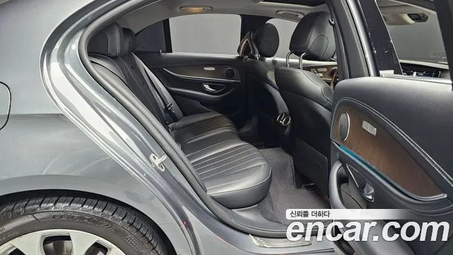 Mercedes-Benz E-Класс 2019 thumb 9