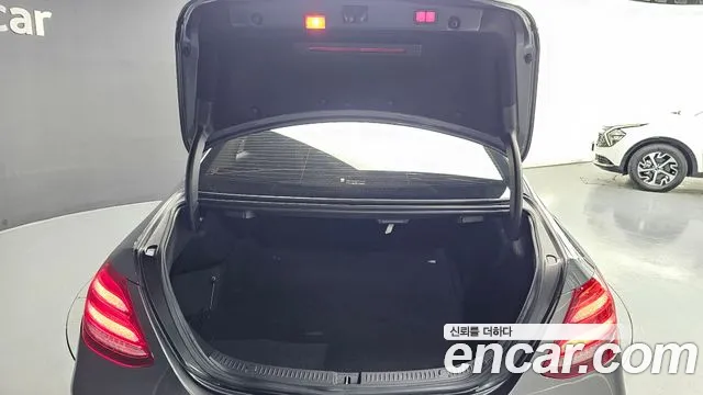 Mercedes-Benz E-Класс 2019 thumb 5