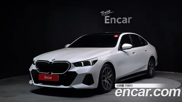 BMW 5 серии 2025 thumb 8
