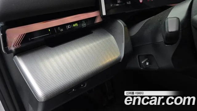 BMW 5 серии 2025 thumb 4