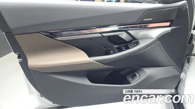 BMW 5 серии 2025 thumb 10