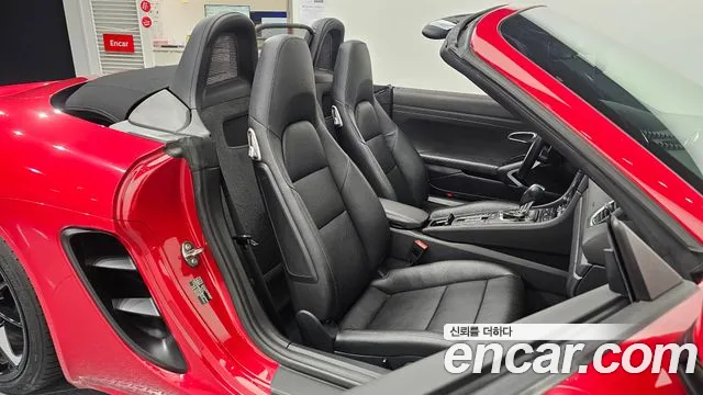 Porsche Cayman 2017 thumb 4