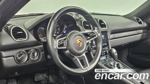 Porsche Cayman 2017 thumb 7