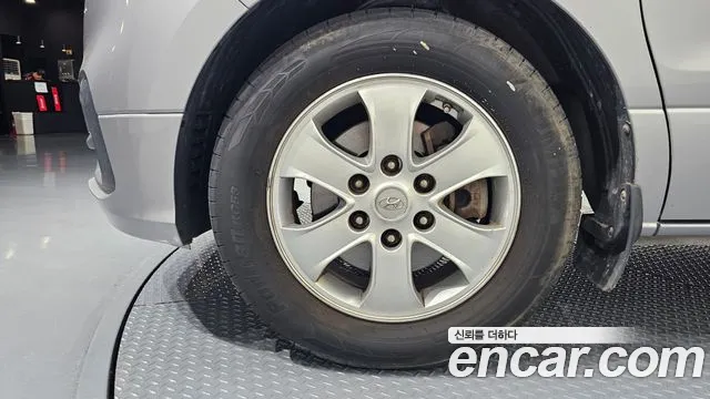 Hyundai Starex 2018 thumb 4
