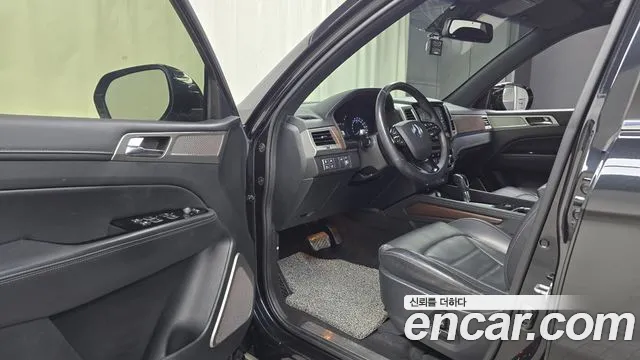 KG_Mobility_Ssangyong Rexton 2018 thumb 10
