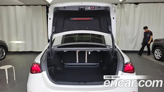 Mercedes-Benz E-Класс 2024 thumb 6