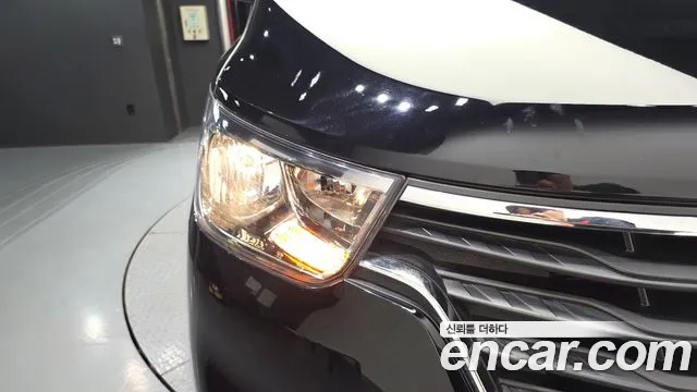 Hyundai Starex 2020 thumb 12