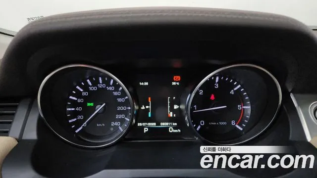 Land Rover Range Rover Evoque 2015 thumb 2