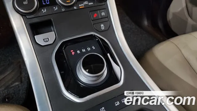 Land Rover Range Rover Evoque 2015 thumb 10