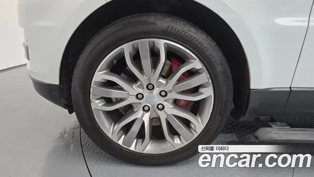 Land Rover Range Rover Sport 2016 thumb 9