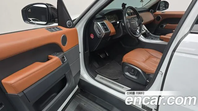 Land Rover Range Rover Sport 2016 thumb 12