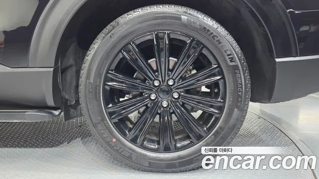 Ford Explorer 2020 thumb 6