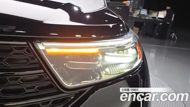 Ford Explorer 2020 thumb 12