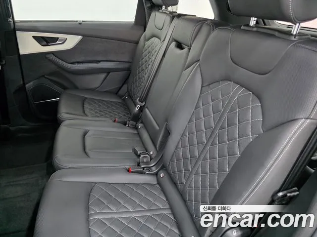 Audi Q7 2026 thumb 7