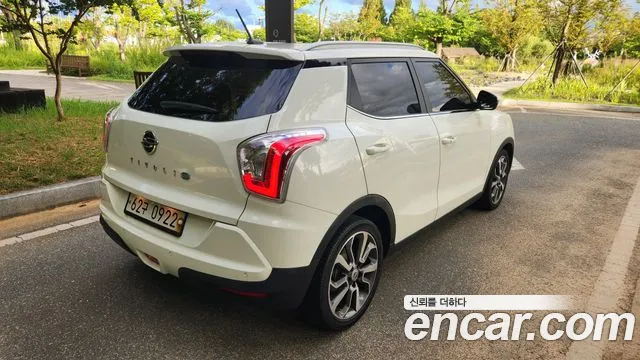 KG_Mobility_Ssangyong TIBOLI 2016 thumb 8