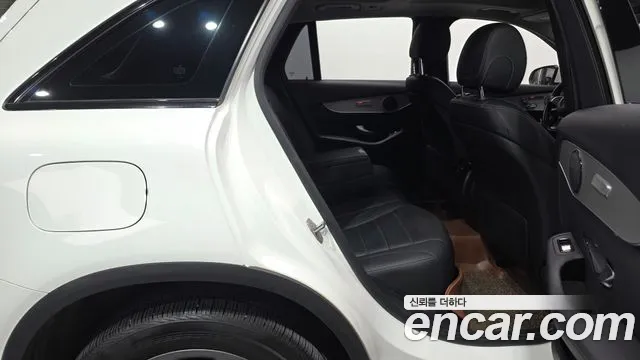 Mercedes-Benz GLC 2019 thumb 12