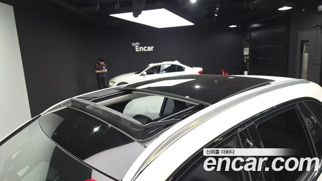 Mercedes-Benz GLC 2019 thumb 10