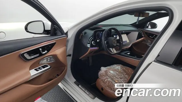 Mercedes-Benz E-Класс 2025 thumb 9