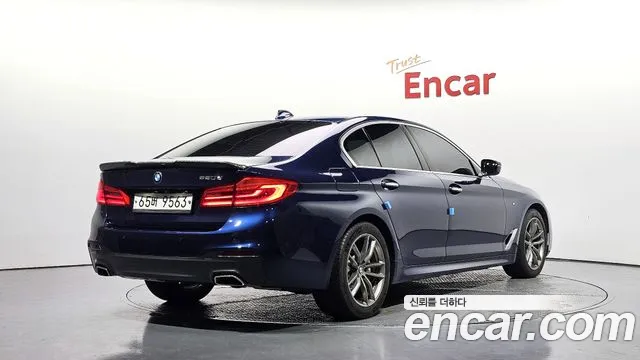 BMW 5 серии 2017 thumb 7