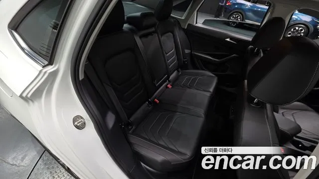 Volkswagen Jetta 2021 thumb 8