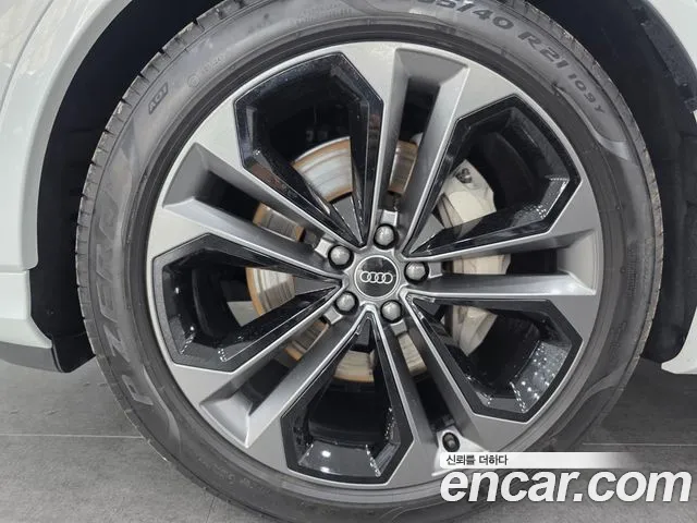 Audi Q7 2026 thumb 2