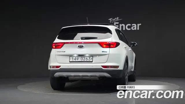 Kia Sportage 2016 thumb 8