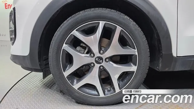 Kia Sportage 2016 thumb 6