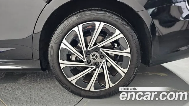 Mercedes-Benz E-Класс 2024 thumb 10