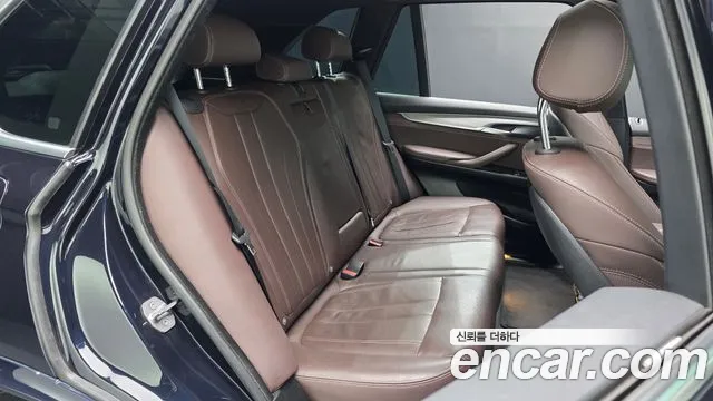 BMW X5 2018 thumb 11