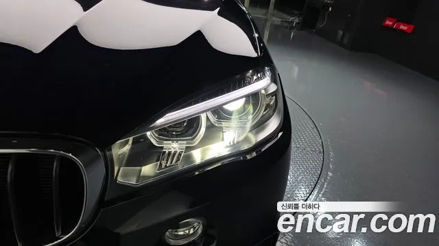 BMW X5 2018 thumb 7