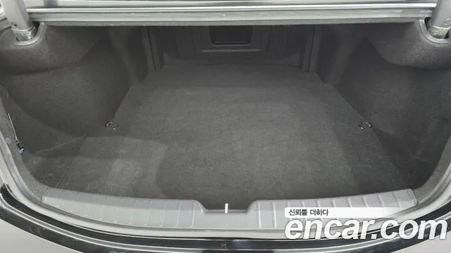 Hyundai Grandeur 2015 thumb 3
