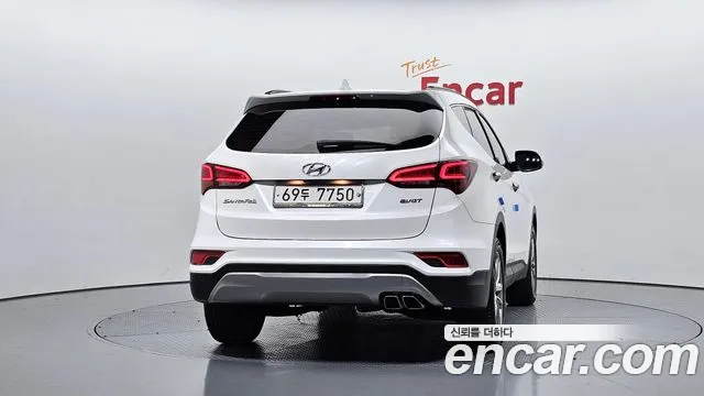 Hyundai Santa Fe 2015 thumb 11