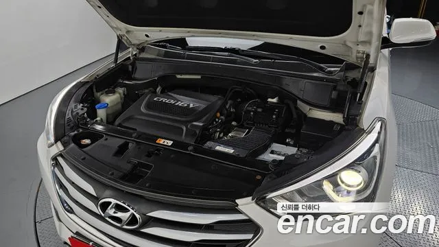 Hyundai Santa Fe 2015 thumb 9