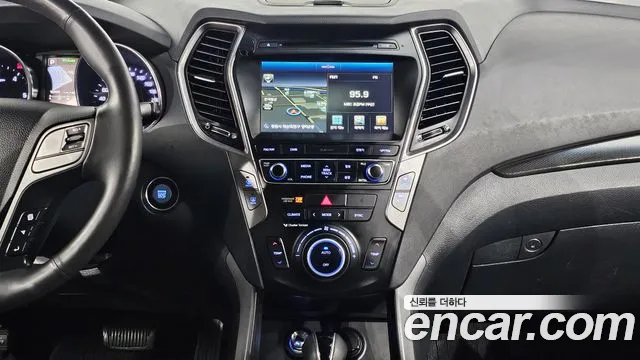 Hyundai Santa Fe 2015 thumb 12