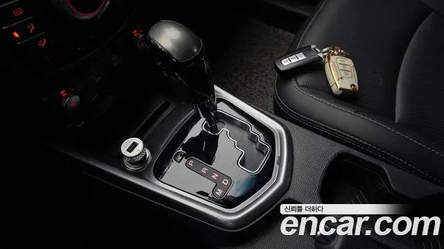 KG_Mobility_Ssangyong TIBOLI 2017 thumb 9