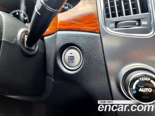 Hyundai Equus 2011 thumb 12