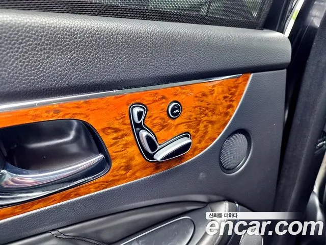 Hyundai Equus 2011 thumb 9