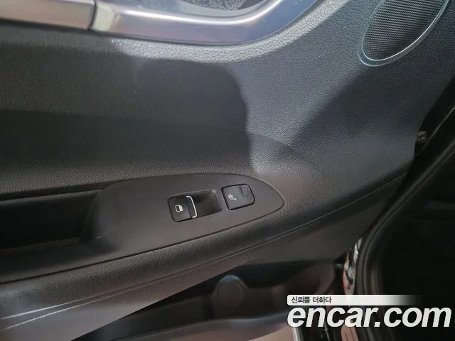 Hyundai Grandeur 2017 thumb 3