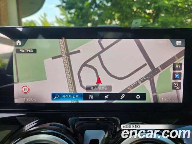 Mercedes-Benz GLA 2023 thumb 4