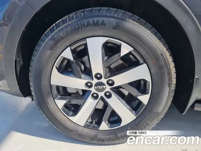Kia Sorento 2023 thumb 8
