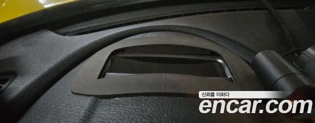 BMW Z4 2011 thumb 3
