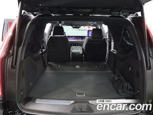 Cadillac Escalade 2025 thumb 11