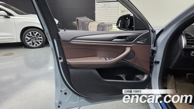 BMW X4 2024 thumb 10